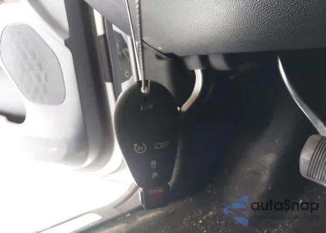 2013 Jeep Grand Cherokee Overland z USA, uszkodzony, nr VIN 1C4RJFCT5DC642313